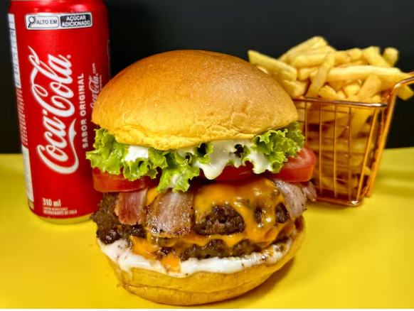 Combo Mais Vendido: Combo Blaze Burguer + Batata Frita + Bebida